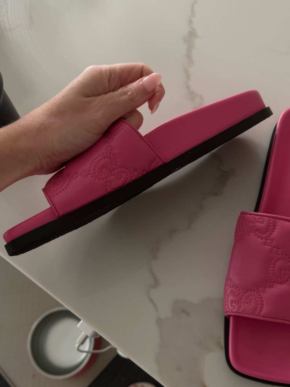 Gucci GG Charlotte Flats Pink Leather Slides Sandals - Picture 7 of 9